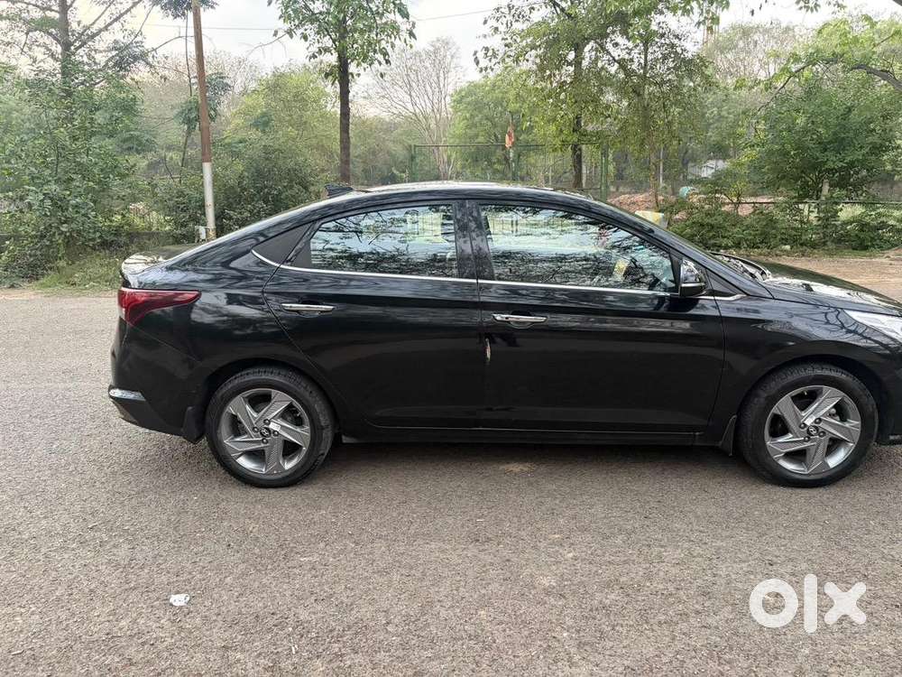 Hyundai Verna 2023 Petrol 19000 Km Driven