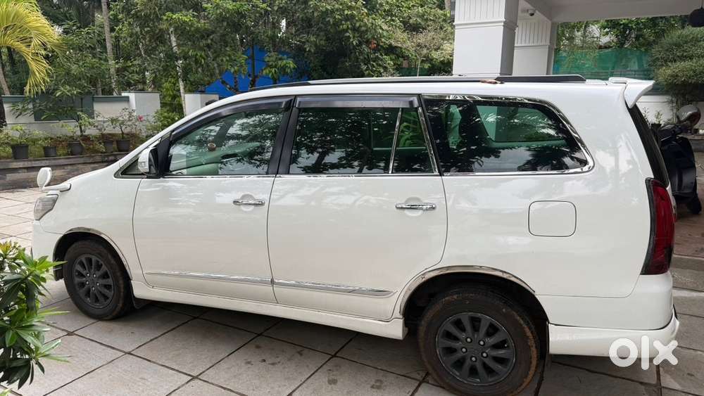 Toyota Innova Diesel 2014 Neat Clean Orginal Kerala