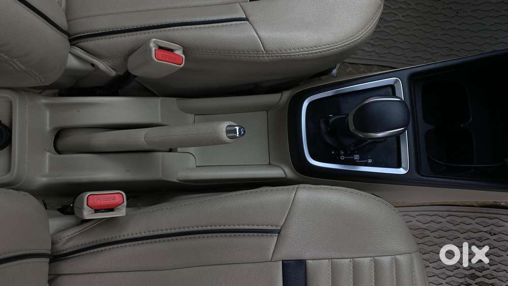 Maruti Suzuki Swift Dzire Amt Zxi, 2019, Petrol