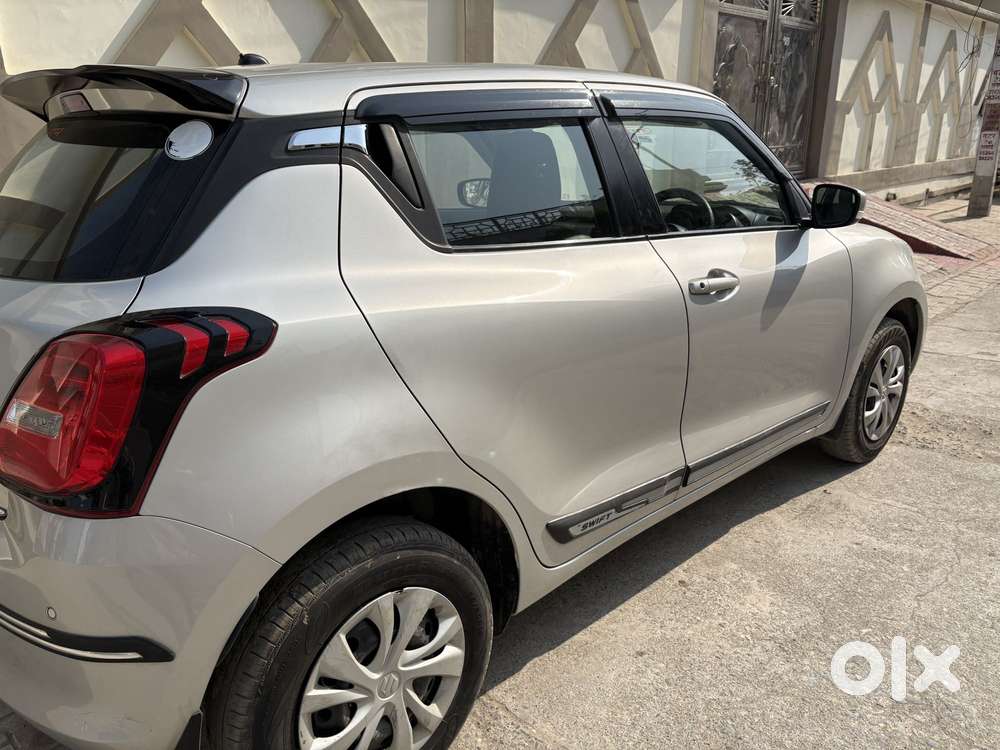 Maruti Suzuki Swift 1.2 Vxi (o), 2023, Petrol
