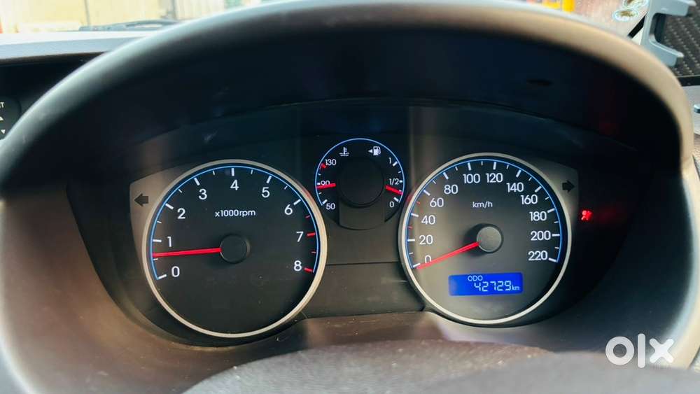 Hyundai I20 Sportz 2011