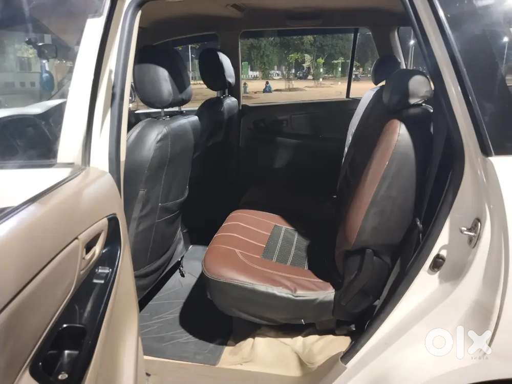 Toyota Innova 2.5 G4 2016 Diesel 8 Seater