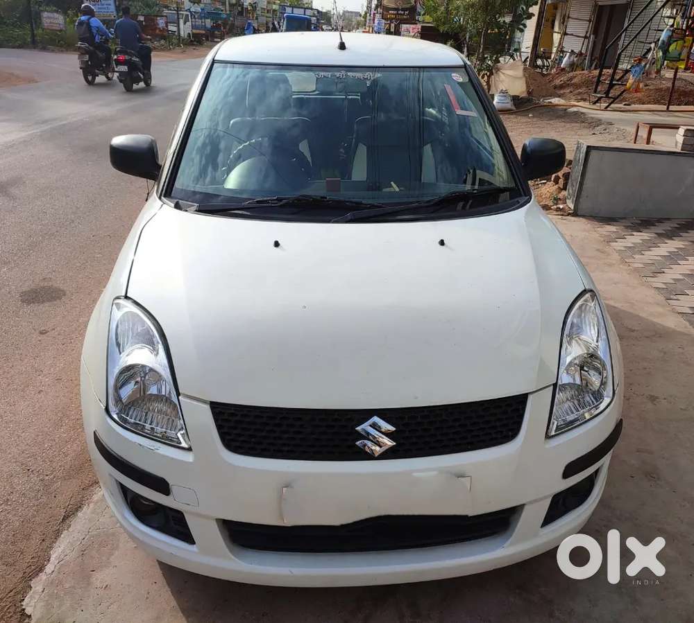 Swift Maruti Suzuki Vxi 2011 Km Driven