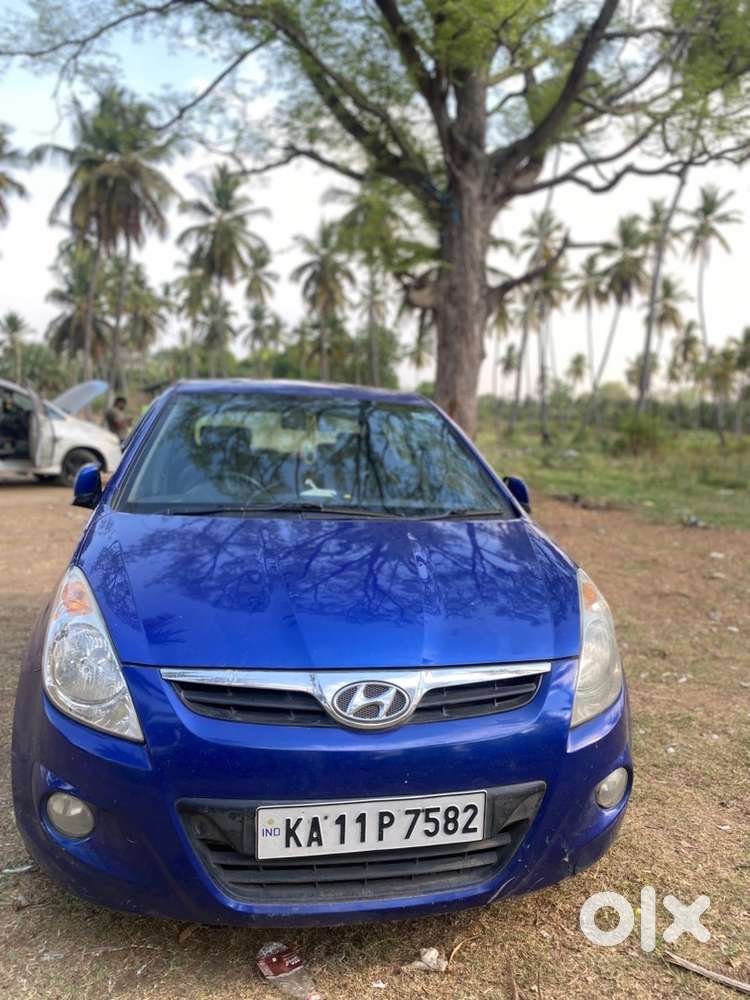 Hyundai I20 Asta Petrol 2011