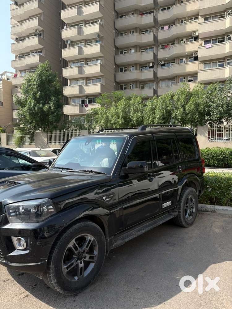 Mahindra Scorpio S5 Classic 2019