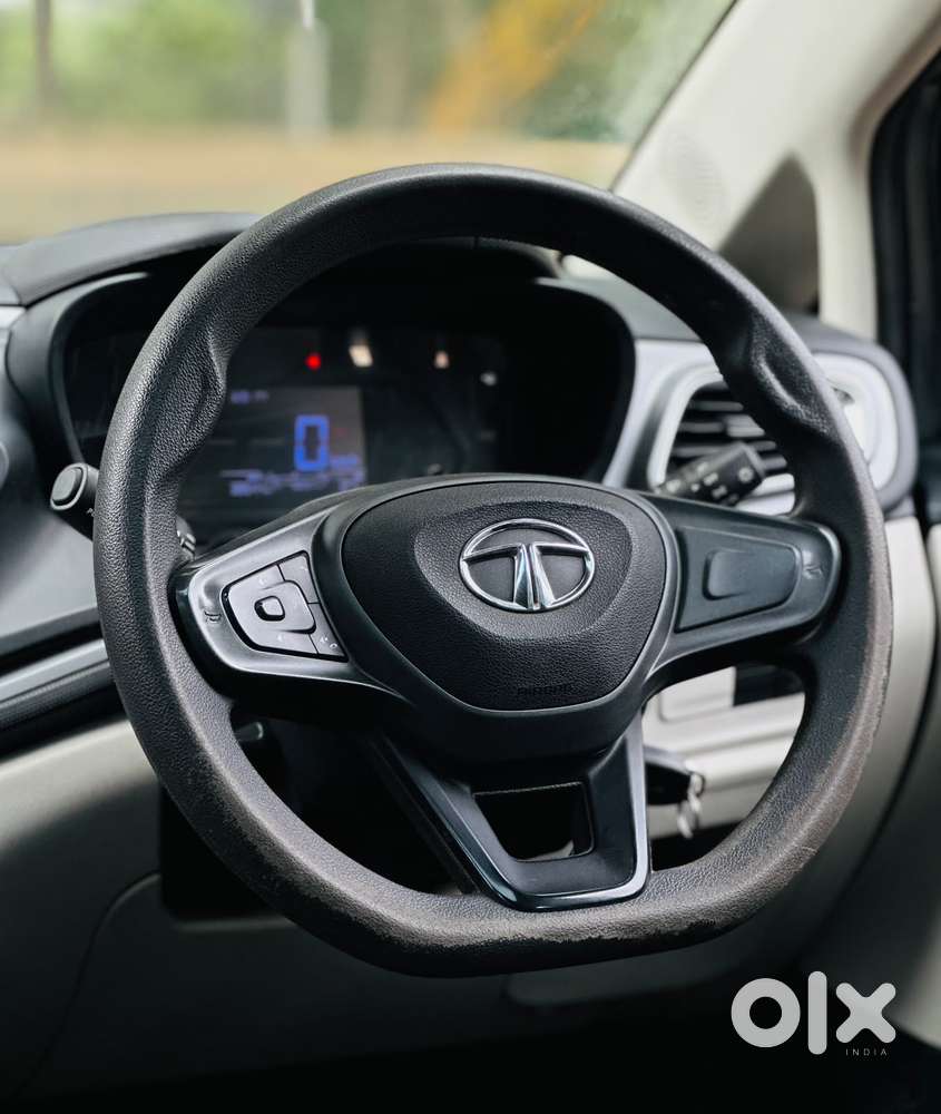 Tata Altroz Xm Plus (s), 2023, Cng & Hybrids
