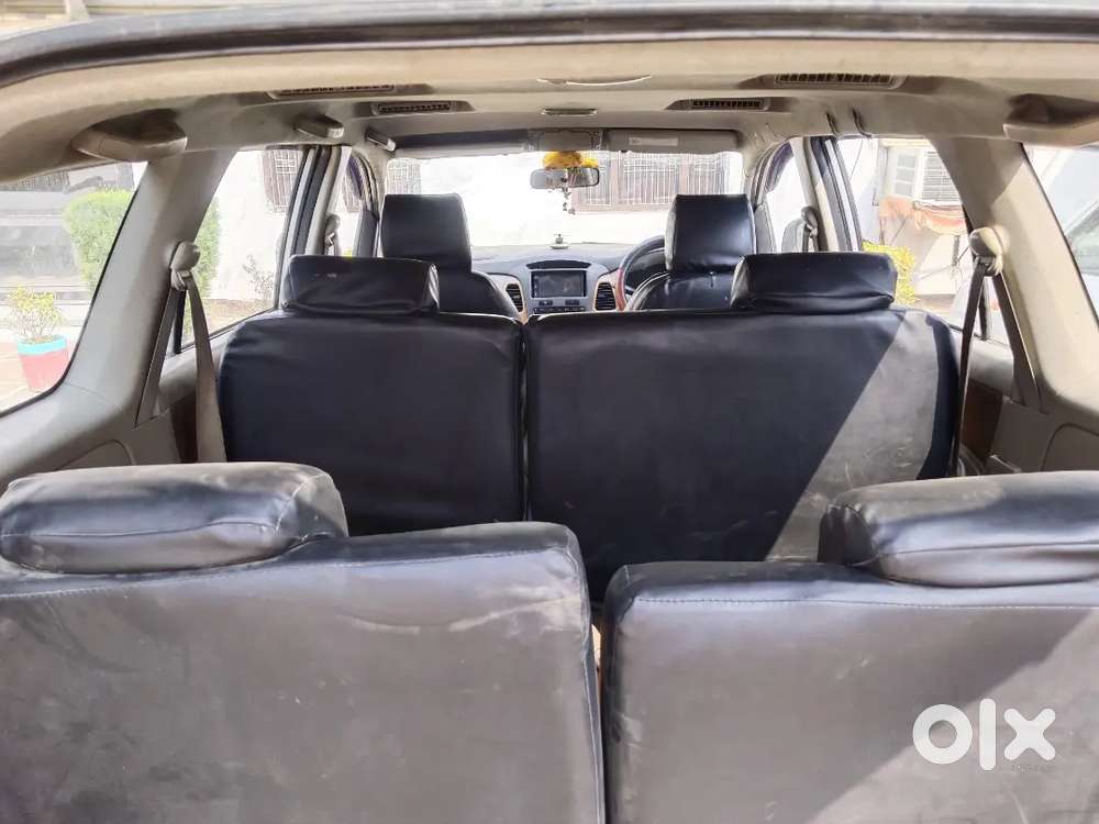 Toyota Innova 2011 Diesel Well Maintained