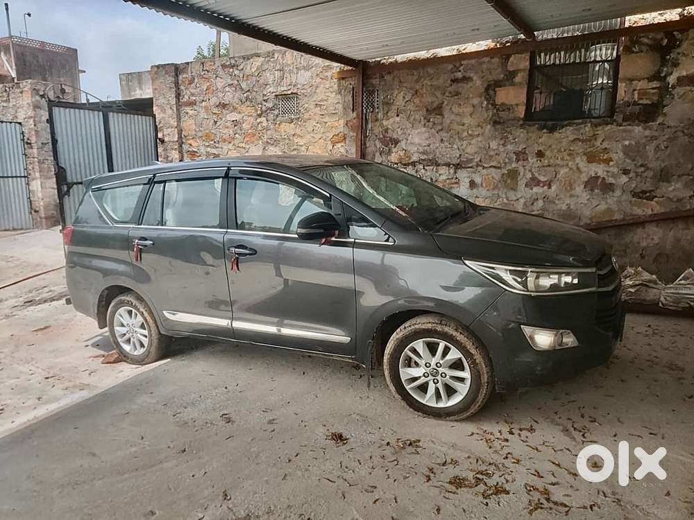 Toyota Innova Crysta 2019