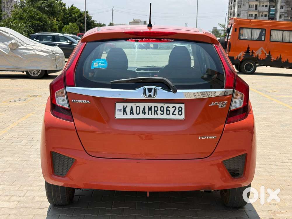 Honda Jazz 1.5 V I-dtec Mt, 2015, Diesel
