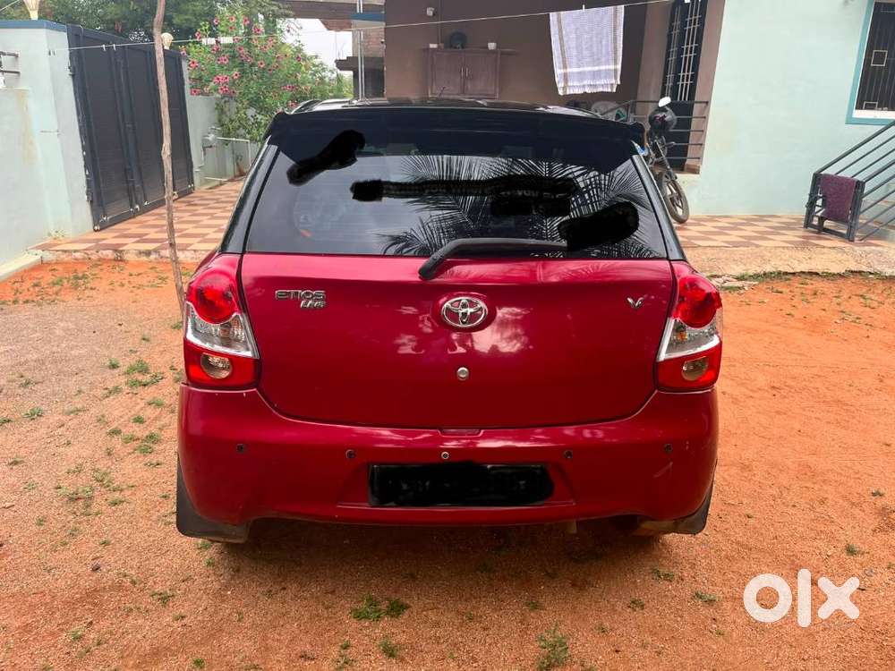 Toyota Etios Liva 2016 Petrol 104000 Km Driven, Well Maintained