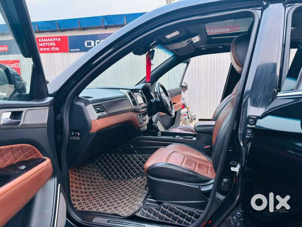 Mahindra Alturas G4 4wd At, 2019, Diesel