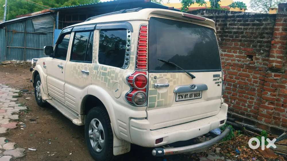 Mahindra Scorpio 2006 Diesel 190000 Km Driven