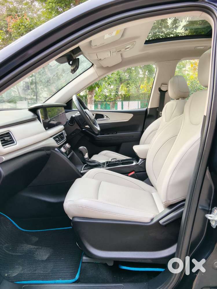 Mahindra Xuv700 Ax7 Awd, 2022, Diesel