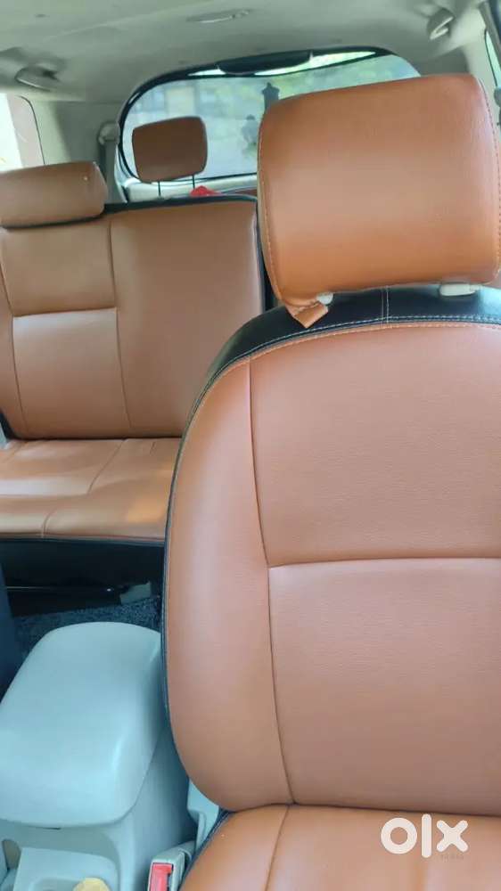 Toyota Innova 2.5 G 2014