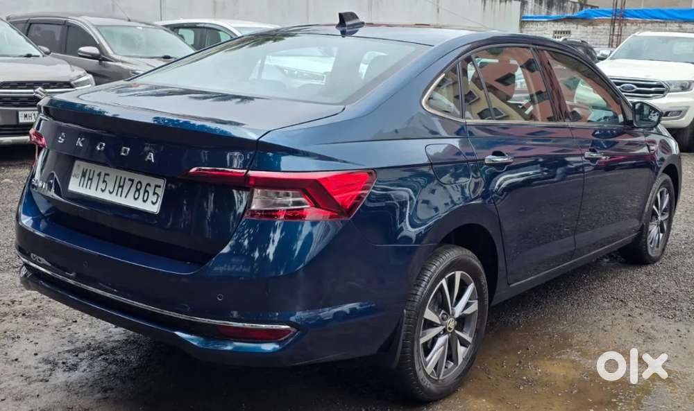 Skoda Slavia Style 1.0l Tsi At, 2023, Petrol
