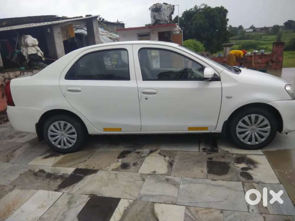 Toyota Etios 2014 Diesel 283000 Km Driven