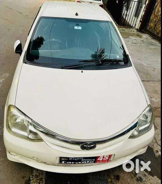 Toyota Etios Liva 2011-2012 G Plus, 2012, Petrol