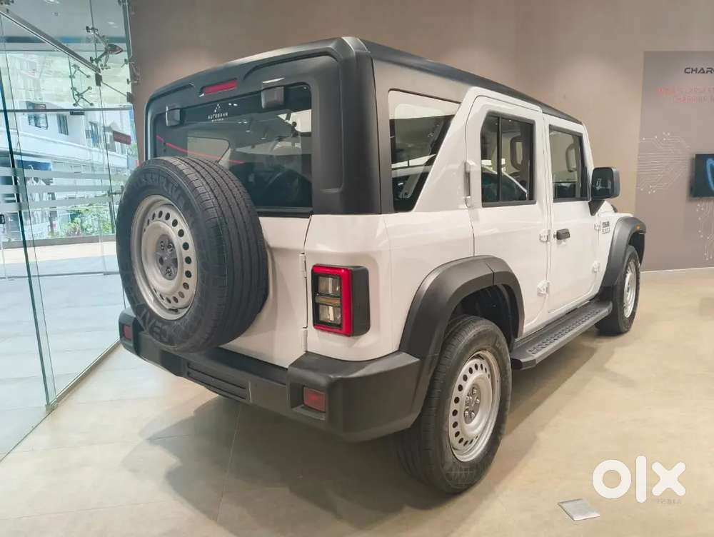 New Thar Roxx Diesel Redy Stock Available