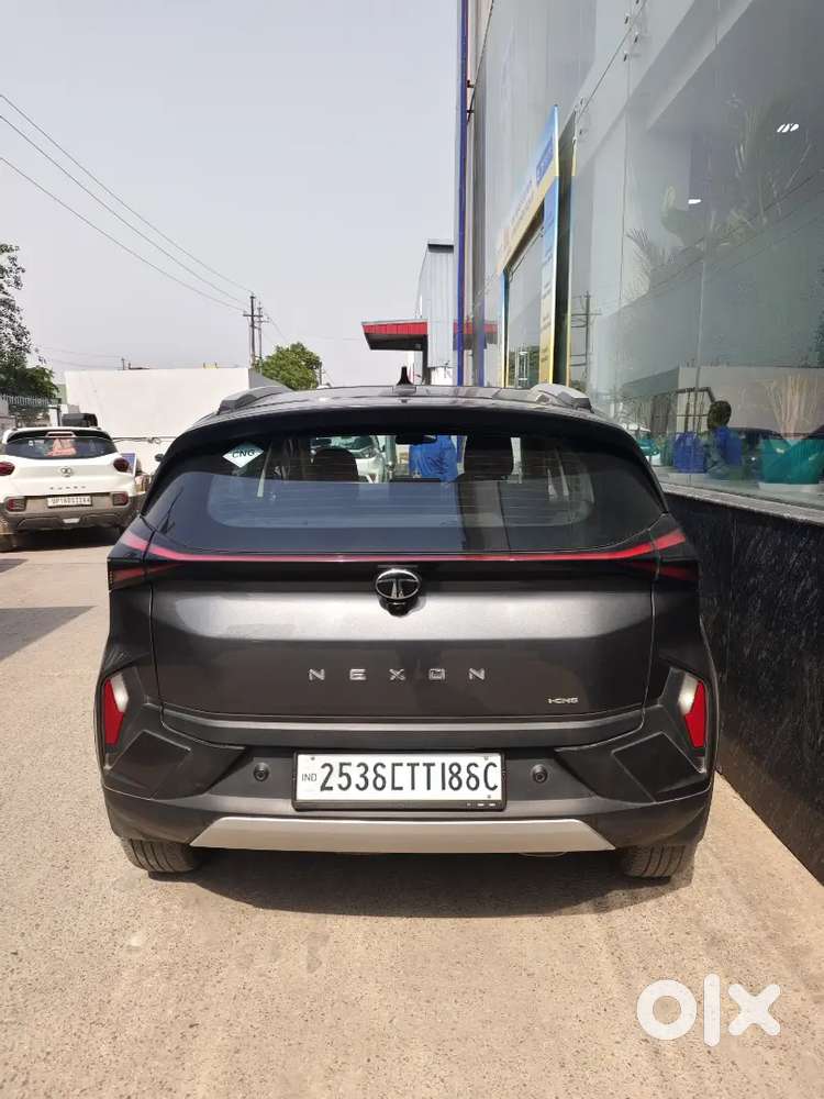 Tata Nexon Cng Creative Plus Ps 2025 Model