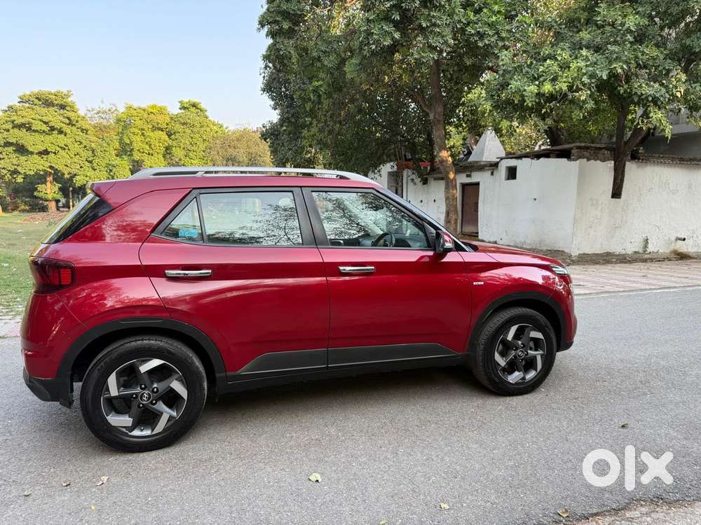 Hyundai Venue 1.0 Sx (o) Turbo Dct, 2019, Petrol