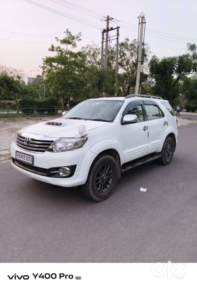 Toyota Fortuner, 2010, Diesel