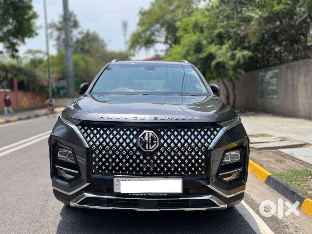 Mg Hector Plus Sharp Pro 1.5 Turbo Petrol Cvt 7 Str, 2025, Petrol