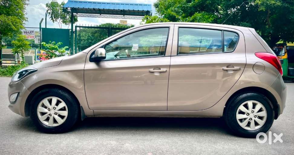 Hyundai I20 Sportz At 1.4, 2012, Petrol
