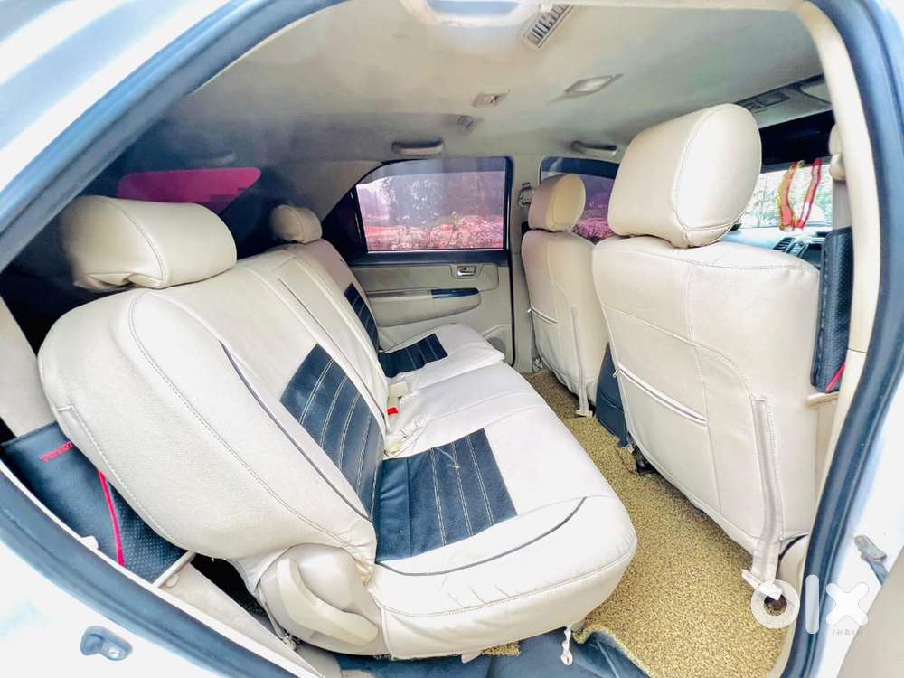 (argent,sale) Fortuner Car Diesel Well Maintained