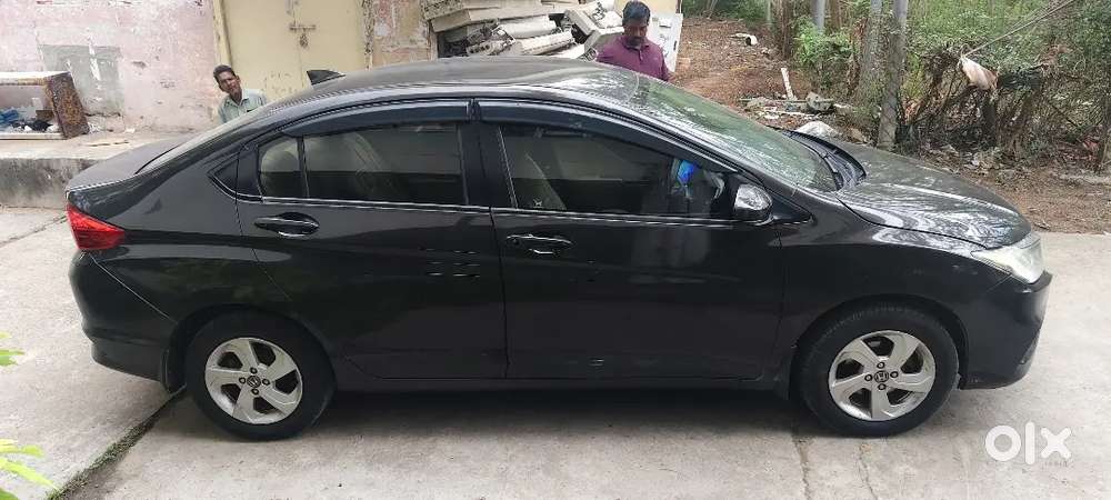 Honda City Hybrid Ehev 2016 Petrol Well Maintained