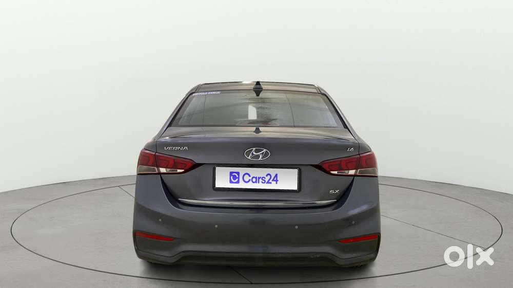 Hyundai Verna 1.6 Sx (o) Vtvt At, 2018, Petrol