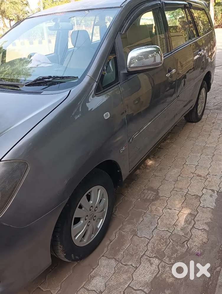 Toyota Innova 2009