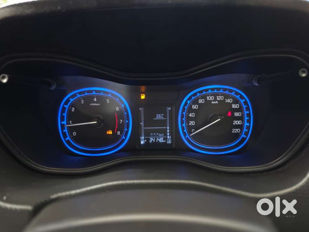 Maruti Suzuki Vitara Brezza Zxi + Mt Dual Tone, 2021, Petrol