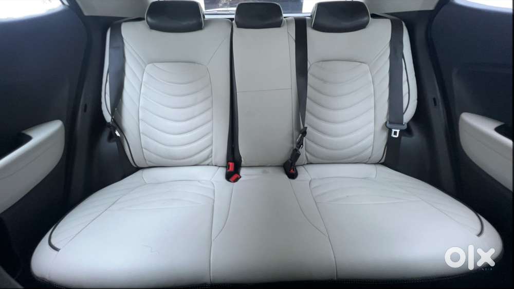 Hyundai Venue 1.0 Sx (o) Turbo Dct, 2023, Petrol