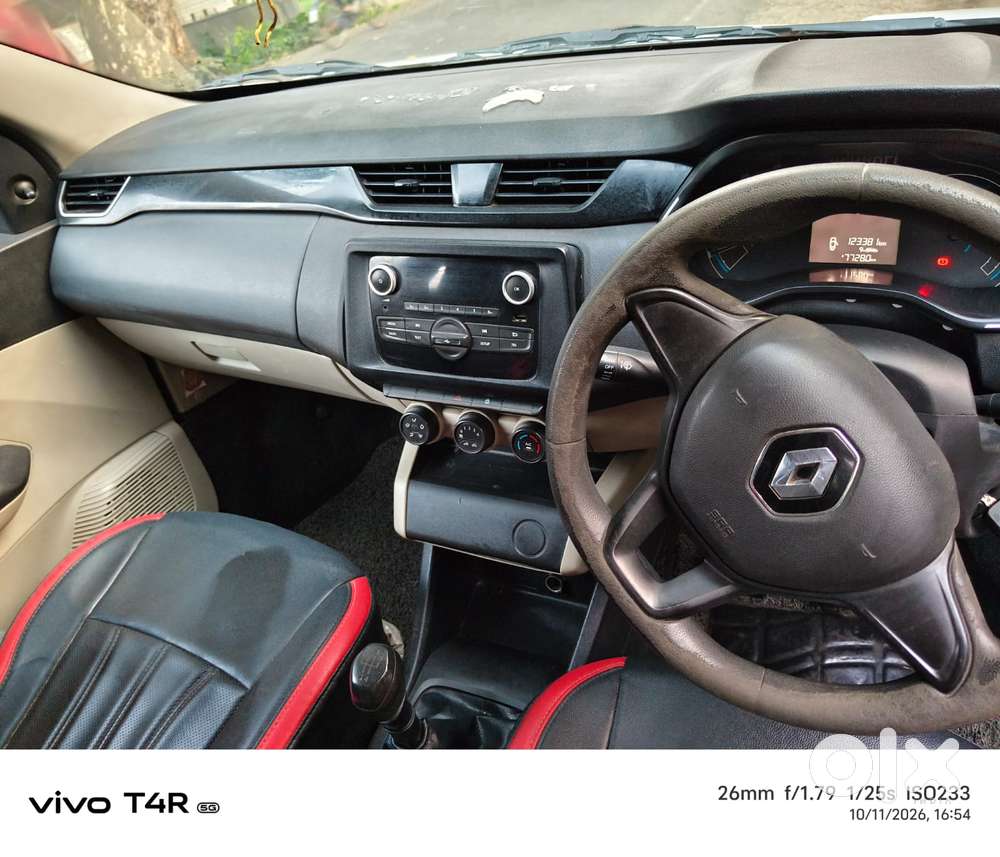 Renault Triber Rxt, 2021, Petrol