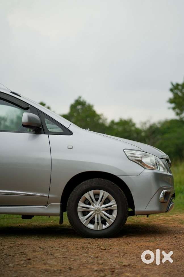 Toyota Innova 2.5 G (diesel) 8 Seater, 2015, Diesel
