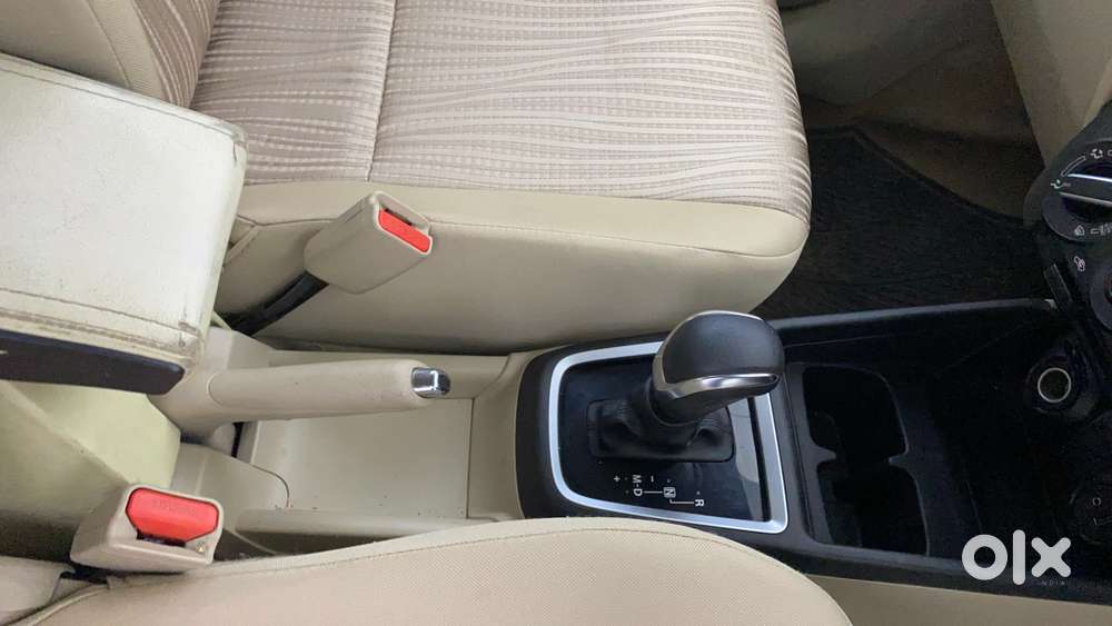 Maruti Suzuki Swift Dzire Amt Vxi, 2022, Petrol