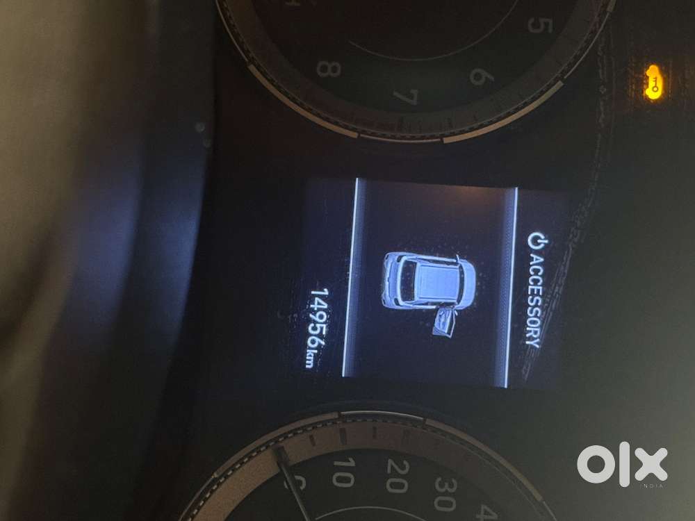 Hyundai Venue 2019 Petrol 14956 Km Driven