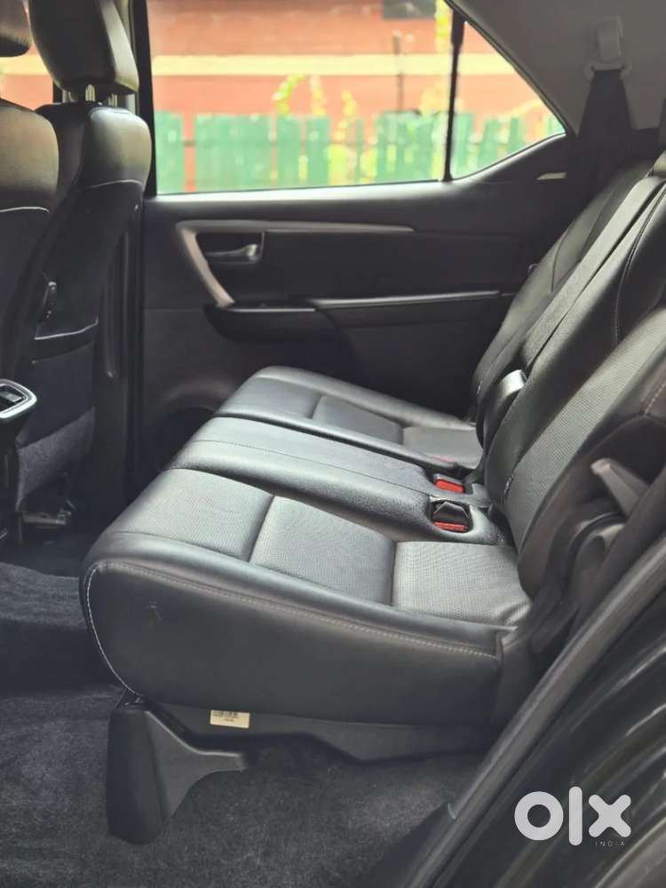Toyota Fortuner 4x2 At 2.8 Diesel, 2021, Diesel