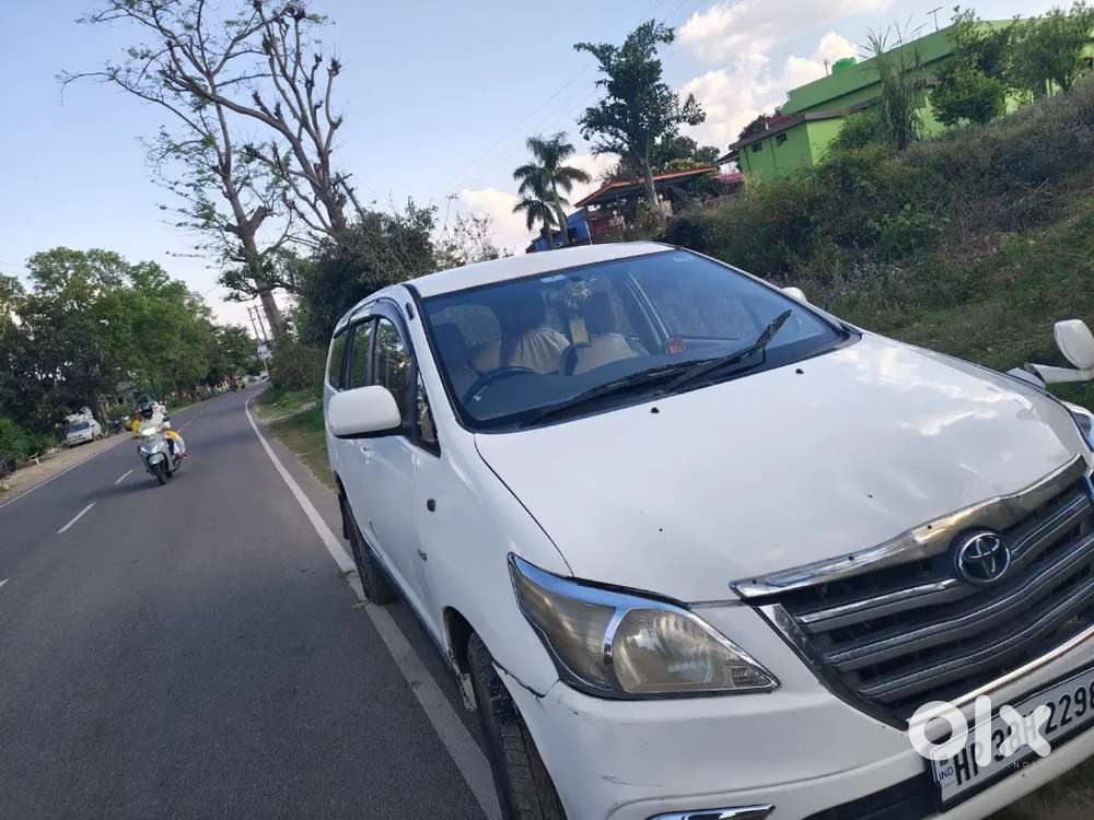 Toyota Innova 2011 Diesel Well Maintained