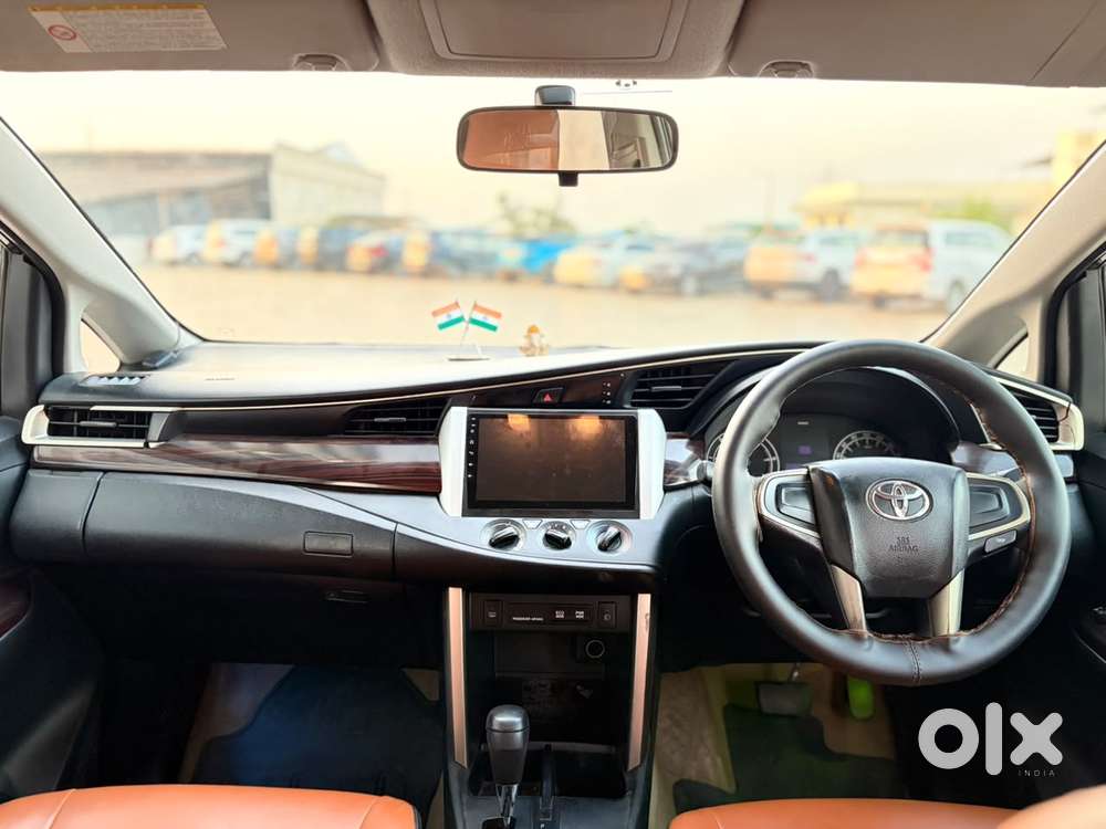 Toyota Innova Crysta 2.8 Gx At 8 Seater, 2017, Diesel