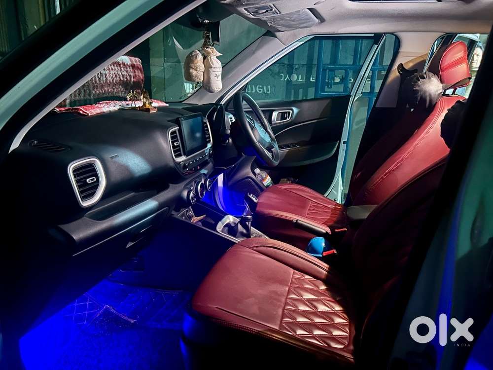 Hyundai Venue 2019 Petrol Well Maintained