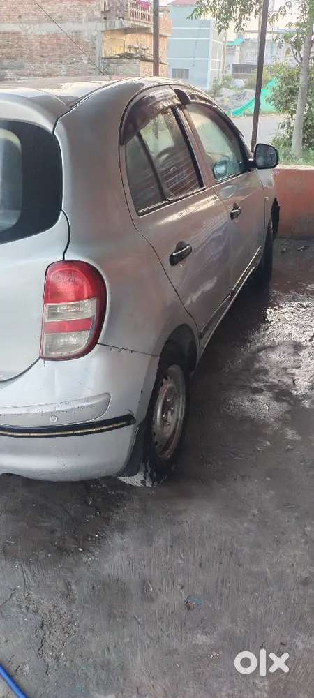 Nissan Micra 2011 Petrol 100000 Km Driven