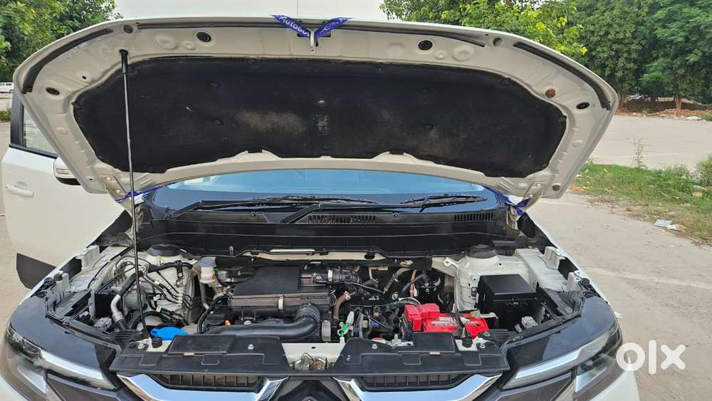 Maruti Suzuki Brezza 1.5 Lxi Smart Hybrid, 2024, Petrol