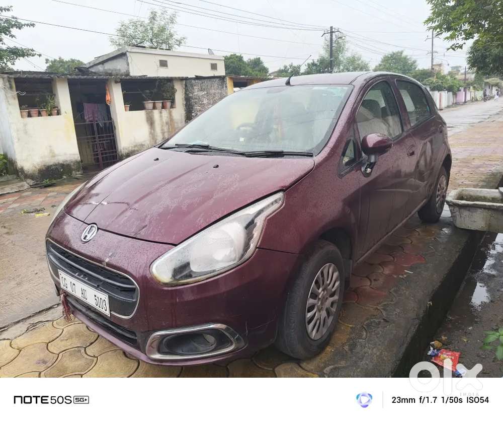 Fiat Grand Punto 2015 Diesel 90000 Km Driven