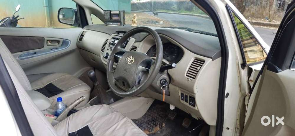 Toyota Innova 2.5 G (diesel) 7 Seater Bs Iv, 2013, Diesel