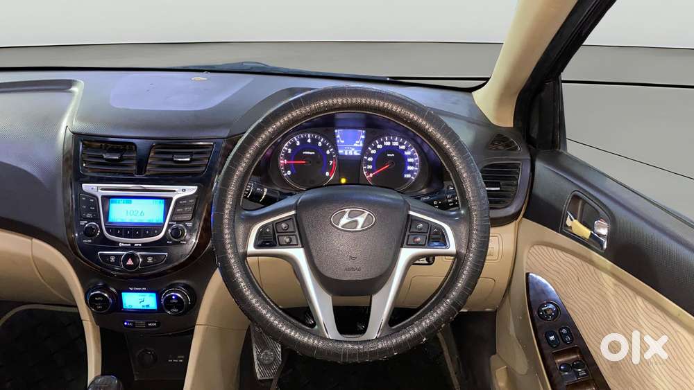 Hyundai Verna 1.6 Ex Vtvt, 2013, Petrol