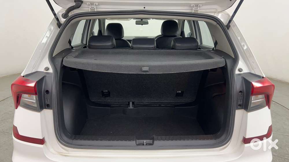 Skoda Kushaq Active 1.0 Tsi Mt, 2022, Petrol