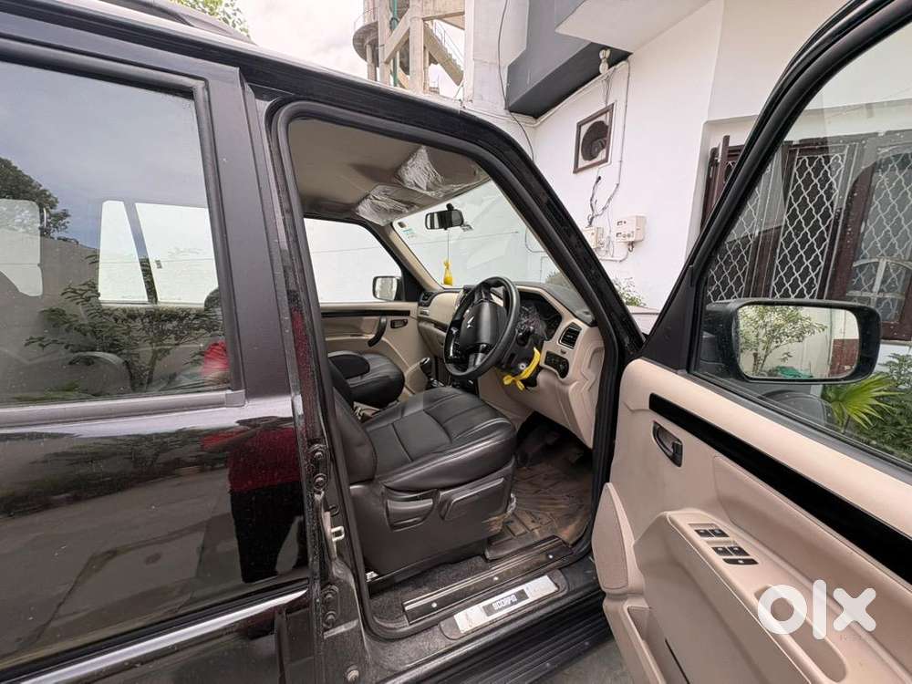 Mahindra Scorpio Classic 2025 Diesel Well Maintained