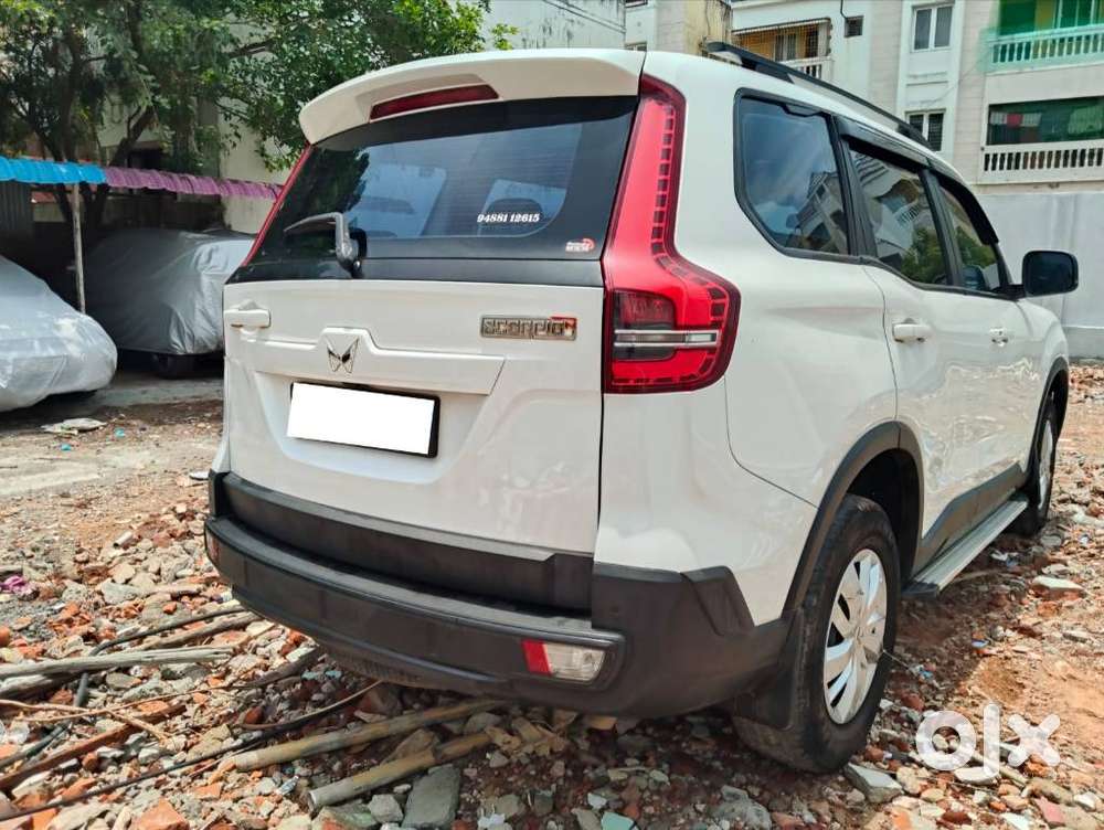 Mahindra Scorpio N Z4 Petrol Mt 7 Str, 2023, Petrol