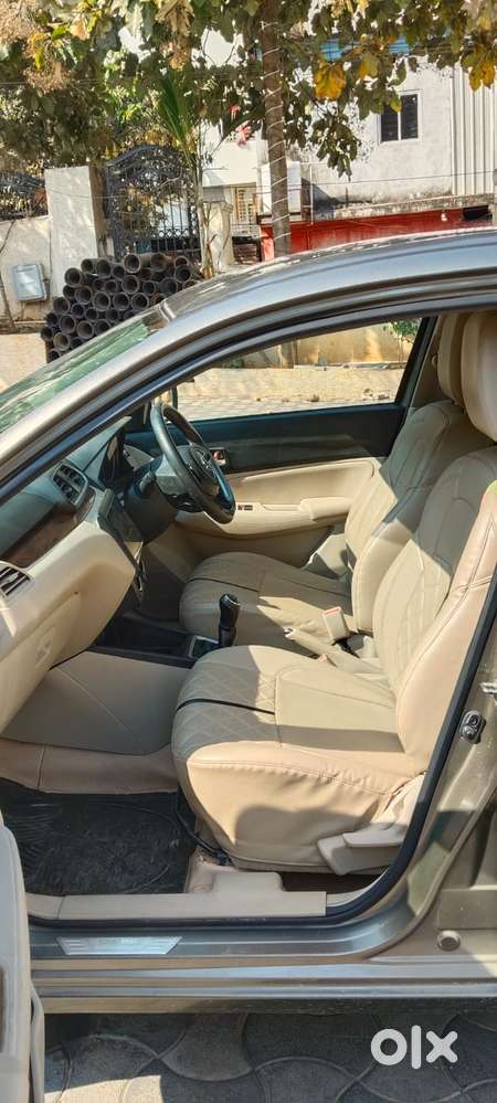 Maruti Suzuki Swift Dzire 1.3 Vxi, 2019, Petrol